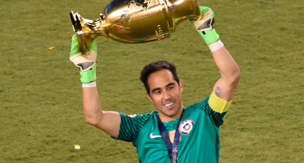 Pemain Sepak Bola Claudio Bravo