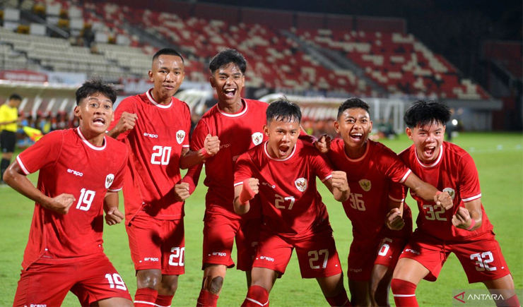 susunan timnas pemain Indonesia