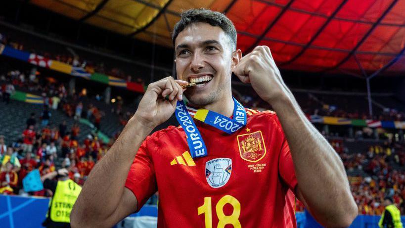 5 Pemain yang Bisa Gantikan Rodri di Manchester City!